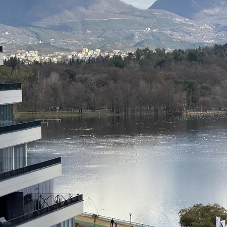 View A, Tirana, Albania 公寓 地拉那